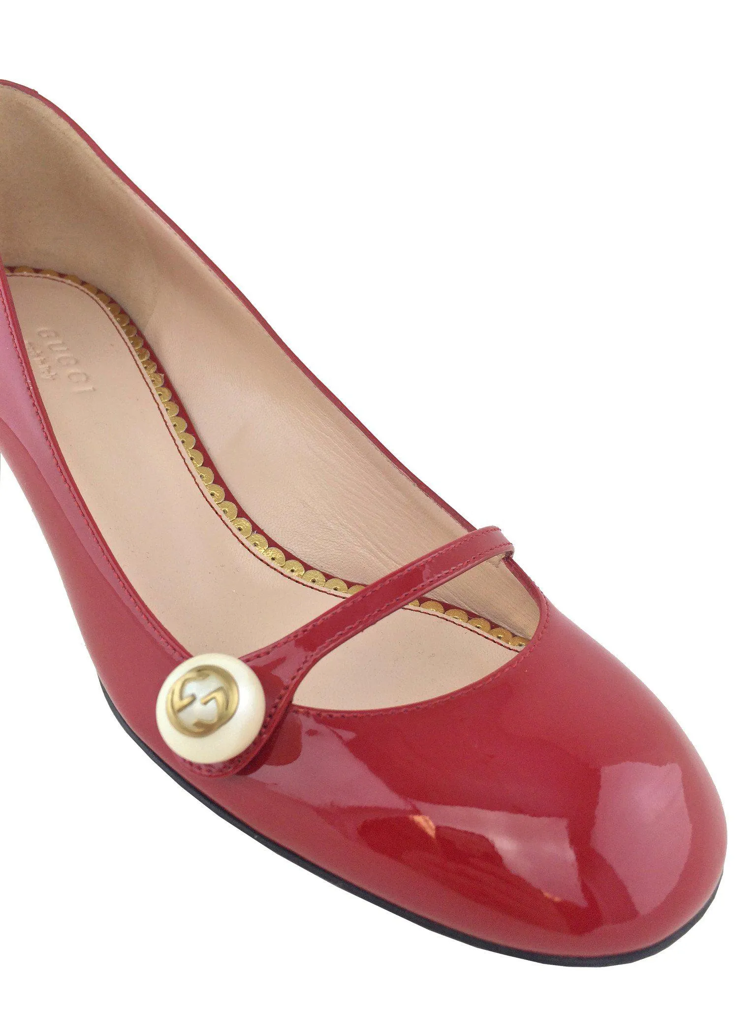 Gucci Arielle Patent Leather Pumps Size 7/37