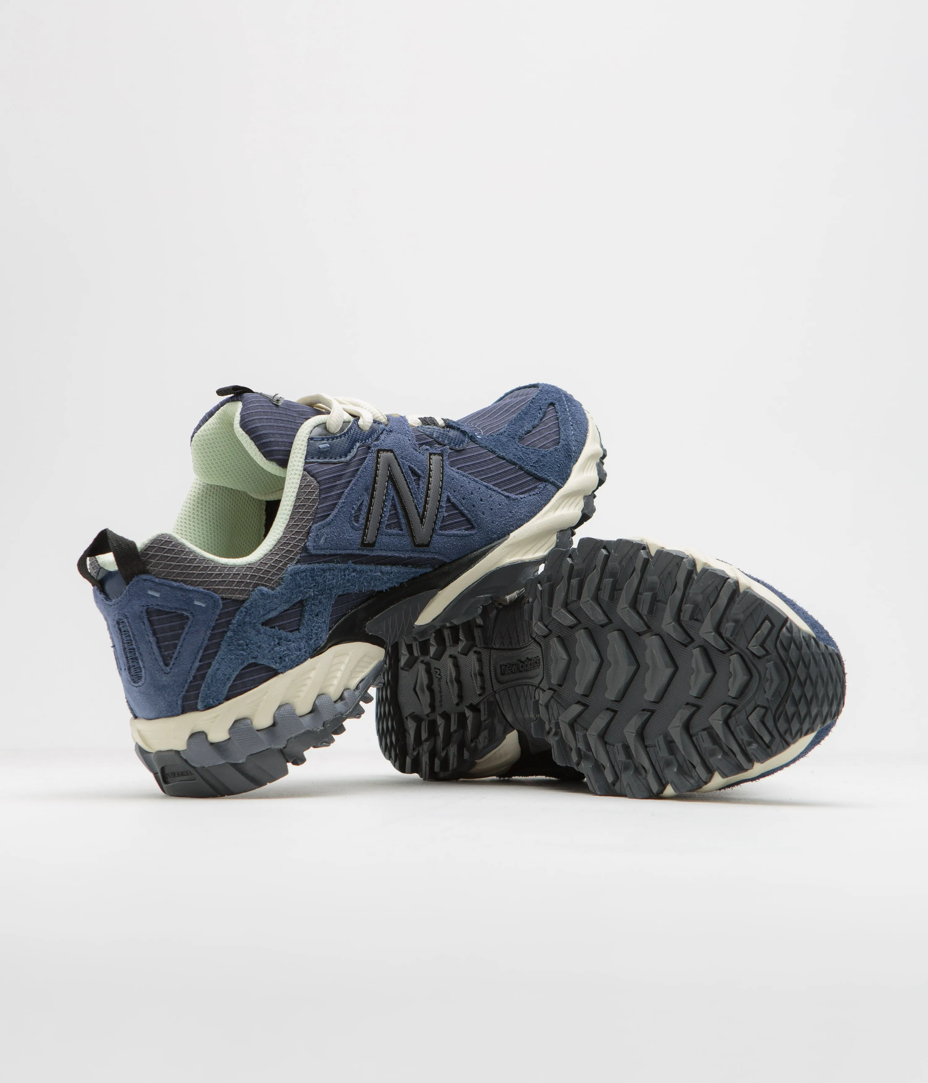 New Balance 610 Shoes - NB Navy / Vintage Indigo