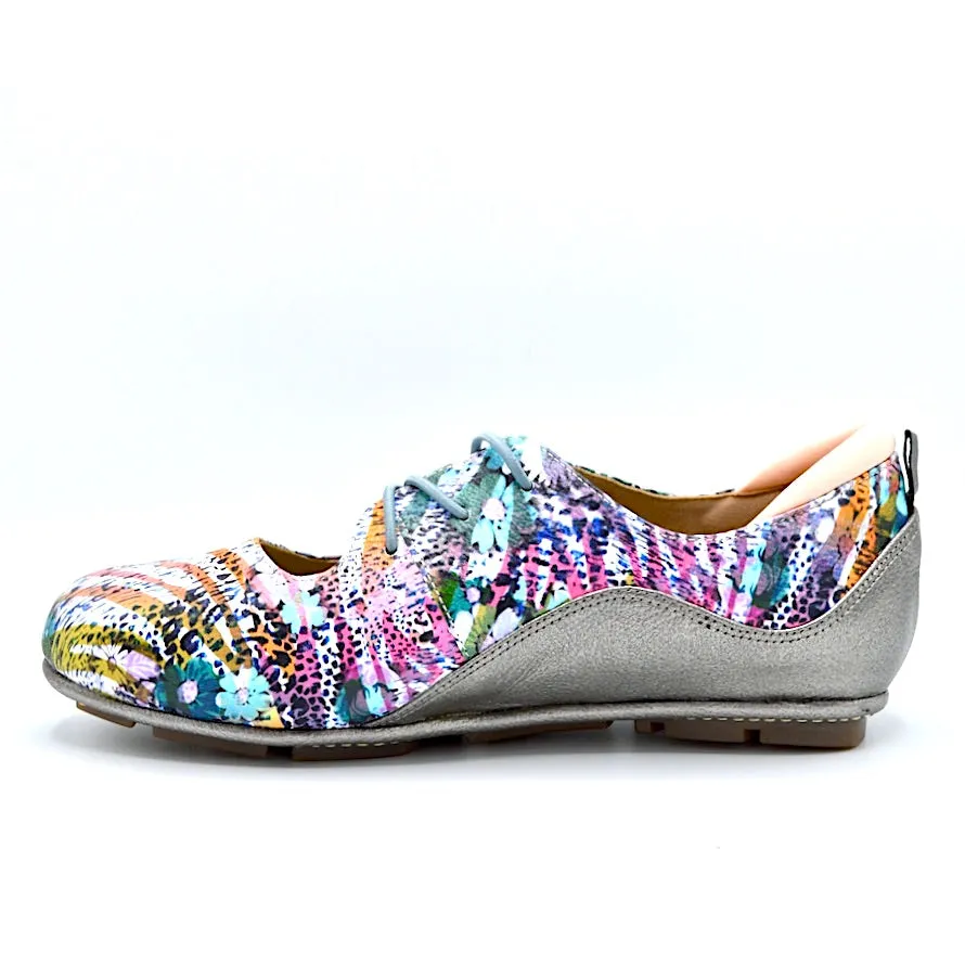 VIBE SLIP-ON FLAT - ABSTRACT PRINT & SILVER LEATHER